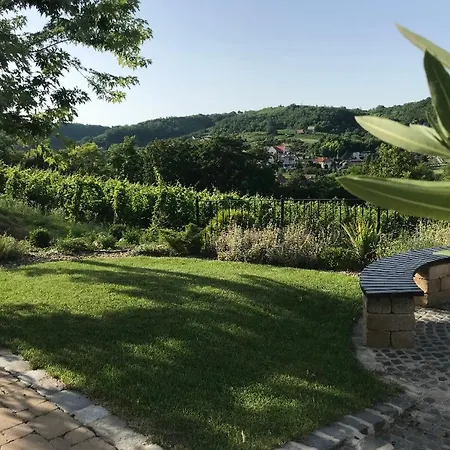Vass-villa Vendeghaz Szekszard
