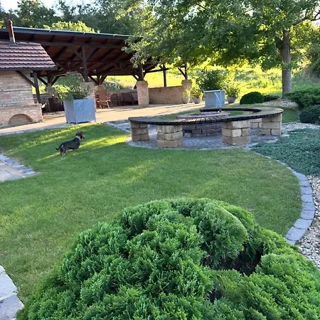 Guest house Vass-villa Vendeghaz Szekszard