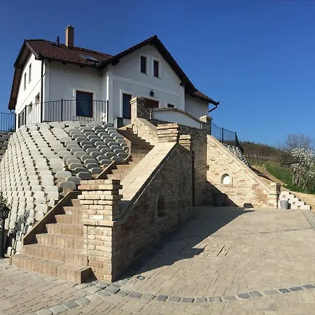 Vass-villa Vendeghaz Szekszárd