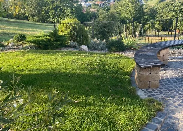 Vass-villa Vendeghaz Penzion Szekszárd