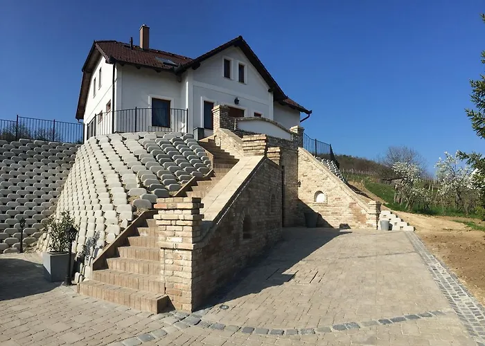 Vass-villa Vendeghaz Szekszárd